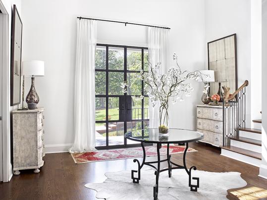 Samplize peel and stick paint samples with real paint from Benjamin Moore 